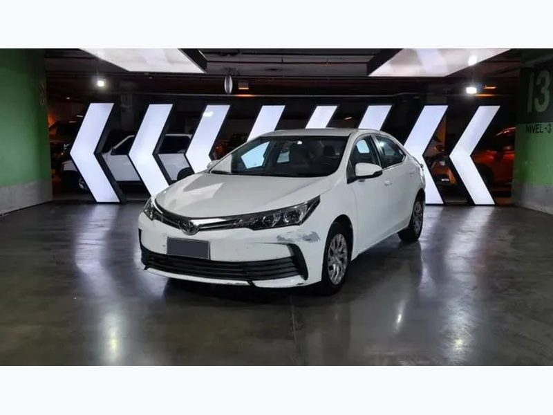 Toyota Corolla 2018, excelente estado