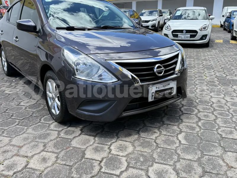 Kia Soluto 2024